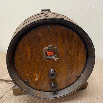 Vintage R.K. Radio Laboratories Wood Beer Wine Barrel Cask AM Radio Keg Works