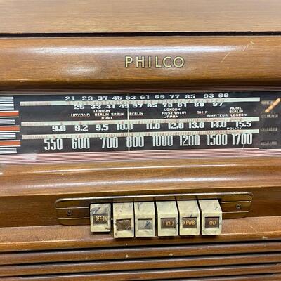 Vintage Philco AM Shortwave Table Top Tube Radio 42-350