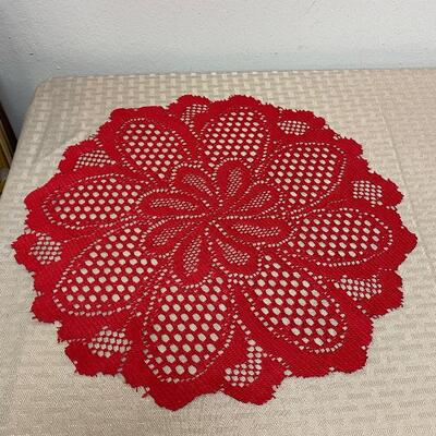 Lot of 4 Red Lace Doilies and a Valentines Inspired Hand Kitchen Dish Towel