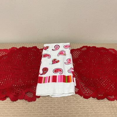 Lot of 4 Red Lace Doilies and a Valentines Inspired Hand Kitchen Dish Towel