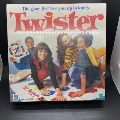 1998 Unopened Twister Game Sealed
