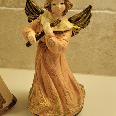 Lot 26: Vintage Schmid Angel Music Box and a Glitter & Gold Angel