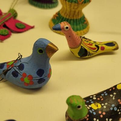 Lot 27: Vintage Mexican Folk Art Handpainted Ceramic Ornaments and Woven Mexican Ornaments