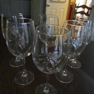 6 Palm Tree Theme Wine Glasses with Wine Charms