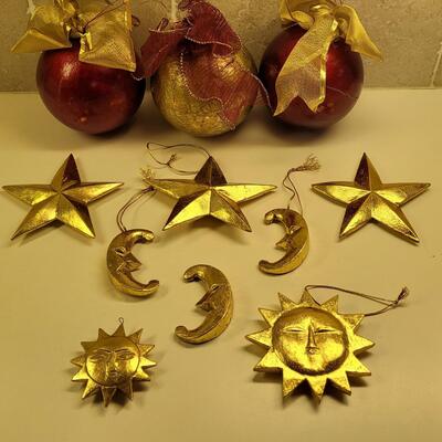 Lot 28: Large Golden Sun, Stars & Moon and 3 Large Red & Gold Balls