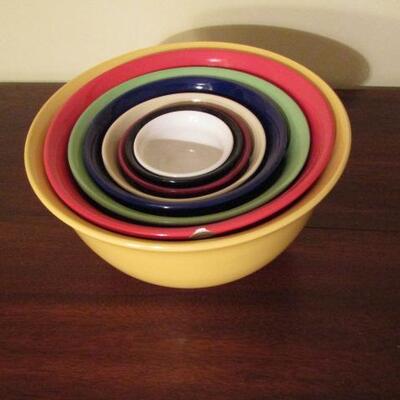 Nesting Ceramic Mixing Bowls- 8 Total