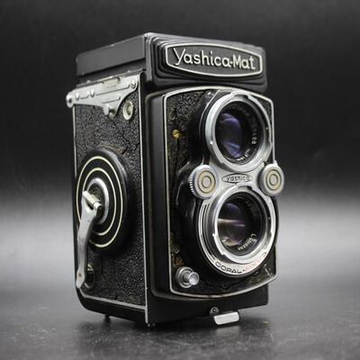 Antique Yashica Mat Copal 120 mm Dual Lens Camera