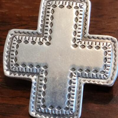 Lot 40: Vintage TAXCO Sterling Stamped Cross Earrings