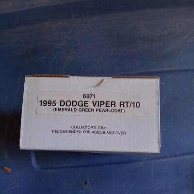 LOT 79  1995 DODGE VIPER DEALER PROMO