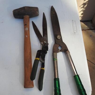 Grouping of Gardening Tools