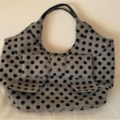 Lot #215  KATE SPADE handbag with Signature Bow