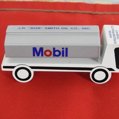 Mobile Oil Diecast Tanker