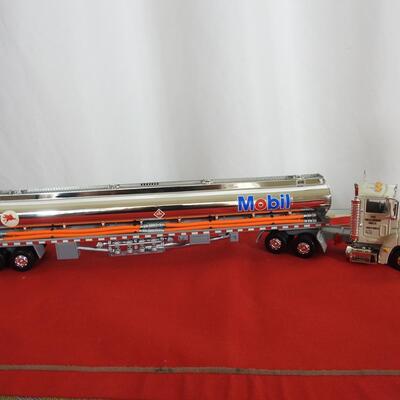 Mobile Oil Diecast Tanker