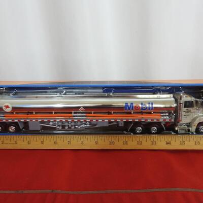 Mobile Oil Diecast Tanker