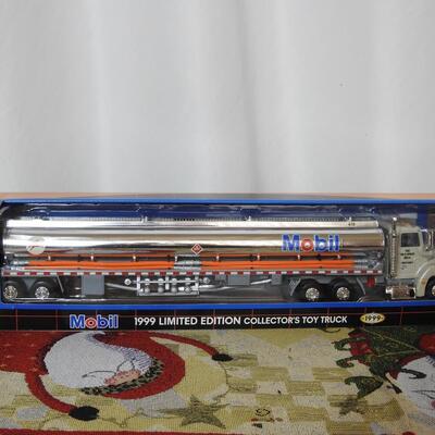 Mobile Oil Diecast Tanker