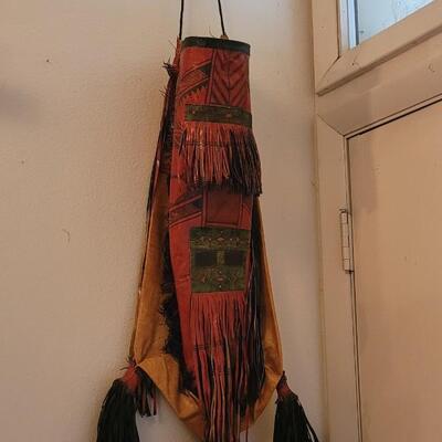 Lot 91: Vintage Tuareg Handpainted Bag