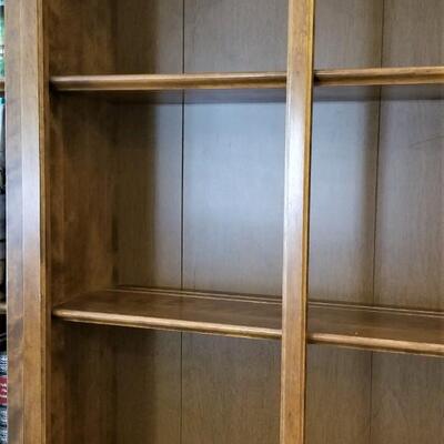 Lot #219  Ethan Allen Bookcase with adjustable Shelves  #2 of 4