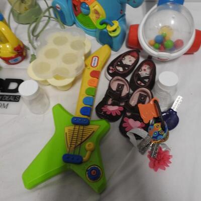 Baby Lot, Baby Bullet Blender, Baby Shoes, Little Tikes