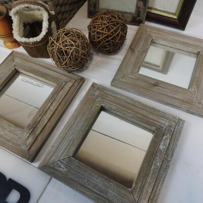 15 pc Home Decor, Golf Book End, Square Framed Mirrors, Divided Woven Basket