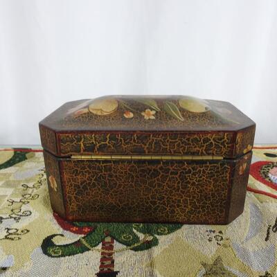 Small wood box