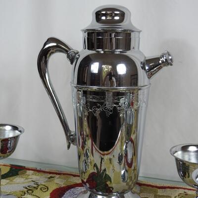 Vintage Chrome Shaker Set