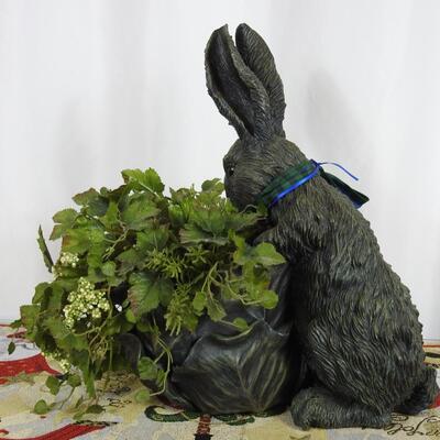 Bunny pot