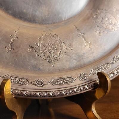 Lot 109: Vintage TOWLE 9" LOUIS XIV Sterling Silver Platter #54160 Chased