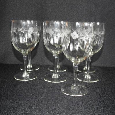 Vintage Etched Glass set