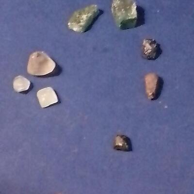 59.10 Carats  Rough Gemstones (description for labels)