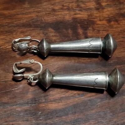 Lot 145: Navajo Sterling Squash Blossom Dangle Earrings and Mexican Pre-1948 Sterling & Amethyst Screwback Earrings