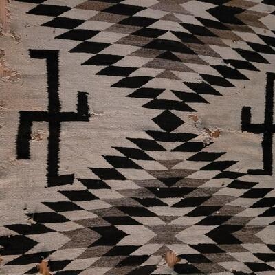 Lot 155: 1920's Navajo Whirling Log Blanket