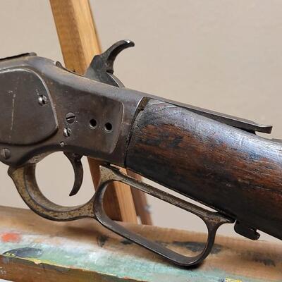 Lot 172: Antique Original WINCHESTER Model 1873 .44-40 Rifle