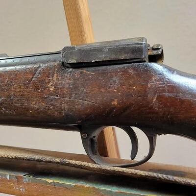 Lot 173: Japanese Type 38 with a Japanese Paratrooper Sling