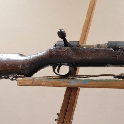 Lot 173: Japanese Type 38 with a Japanese Paratrooper Sling