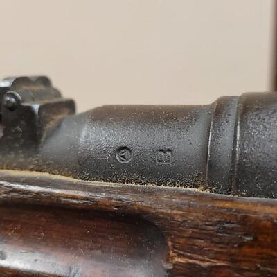 Lot 173: Japanese Type 38 with a Japanese Paratrooper Sling