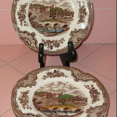 MS Antique 8 Johnson Brothers Bread Plates Old British Castles