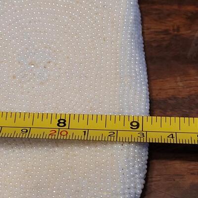 Lot 175: Vintage Richere Bag White Beaded Handbag
