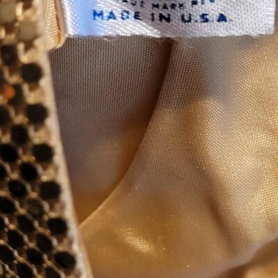 Lot 176: Vintage Whiting & Davis Mesh 6" Handbag