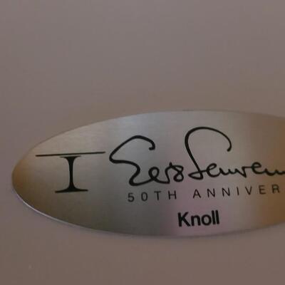 Lot 198: 50th Anniversary Edition Eero Saarinen KNOLL Tulip Table