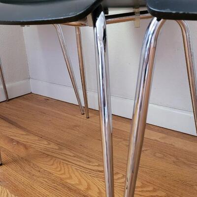 Lot 199: (4) Mid Century Black Chairs
