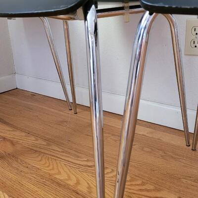 Lot 199: (4) Mid Century Black Chairs