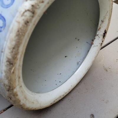 Lot 206: Chinese Blue and White Porcelain Plant Stand