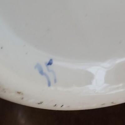 Lot 218: Chinese Jar