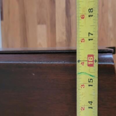 Lot 220: Antique Kittinger Gainsborough Chippendale Handpainted Drop Leaf Table