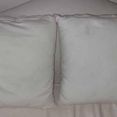 Lot 226: (2) White Sheesha Decorative Pillows
