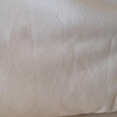 Lot 226: (2) White Sheesha Decorative Pillows
