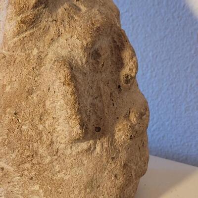 Lot 234: Pre-Columbian MesoAmerican Heads Sculpture