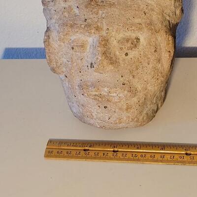 Lot 234: Pre-Columbian MesoAmerican Heads Sculpture