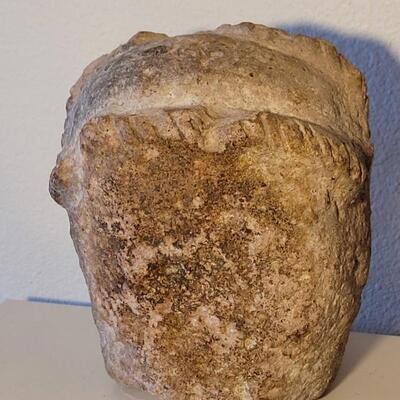 Lot 234: Pre-Columbian MesoAmerican Heads Sculpture