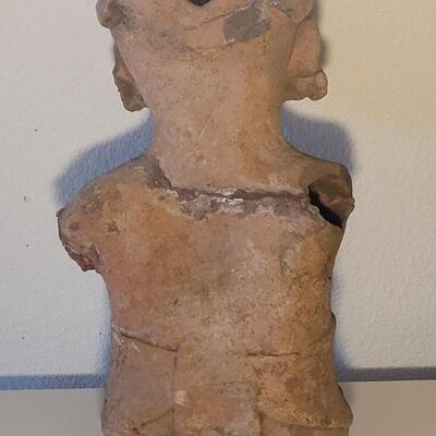Lot 236: Pre-Columbian MesoAmerican Nayarit Statue Artifact